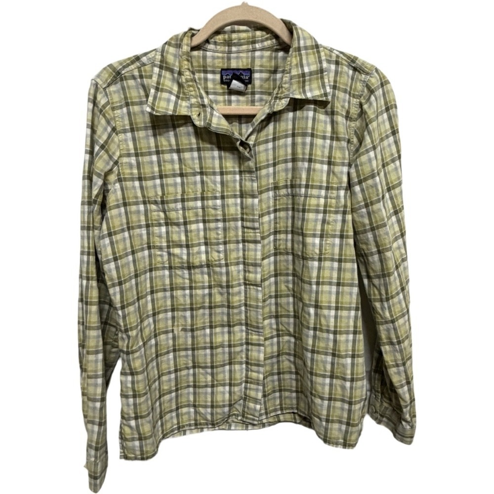 Patagonia Organic Cotton Plaid Button Down Women Medium Green Hiking Outdoor